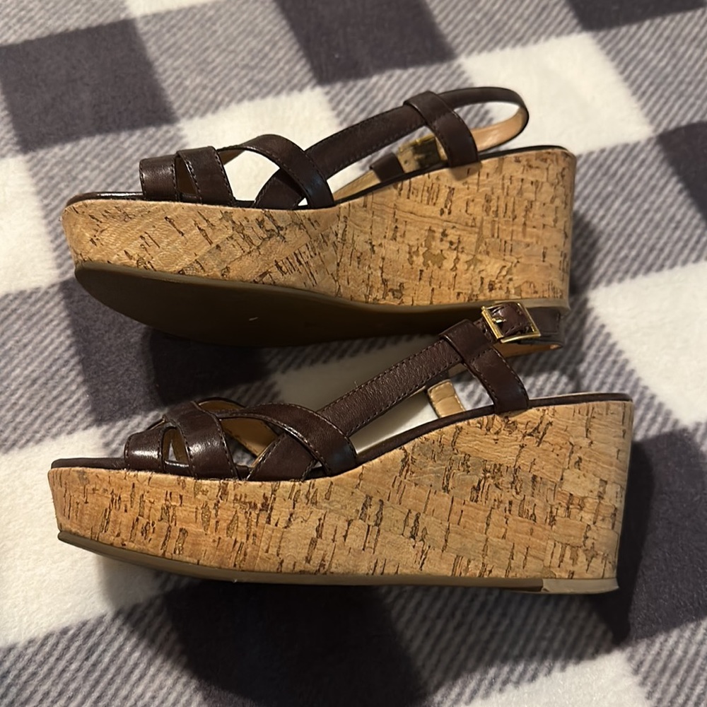Brown platforms - Picture 2 of 5